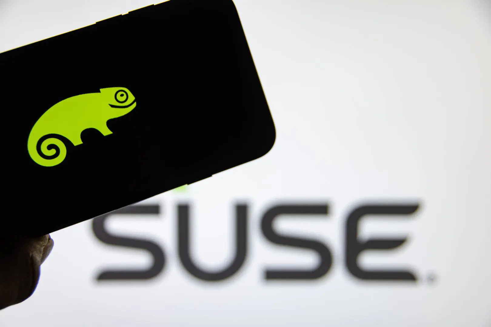 Worthy successor to CentOS Linux 8 designed by SUSE