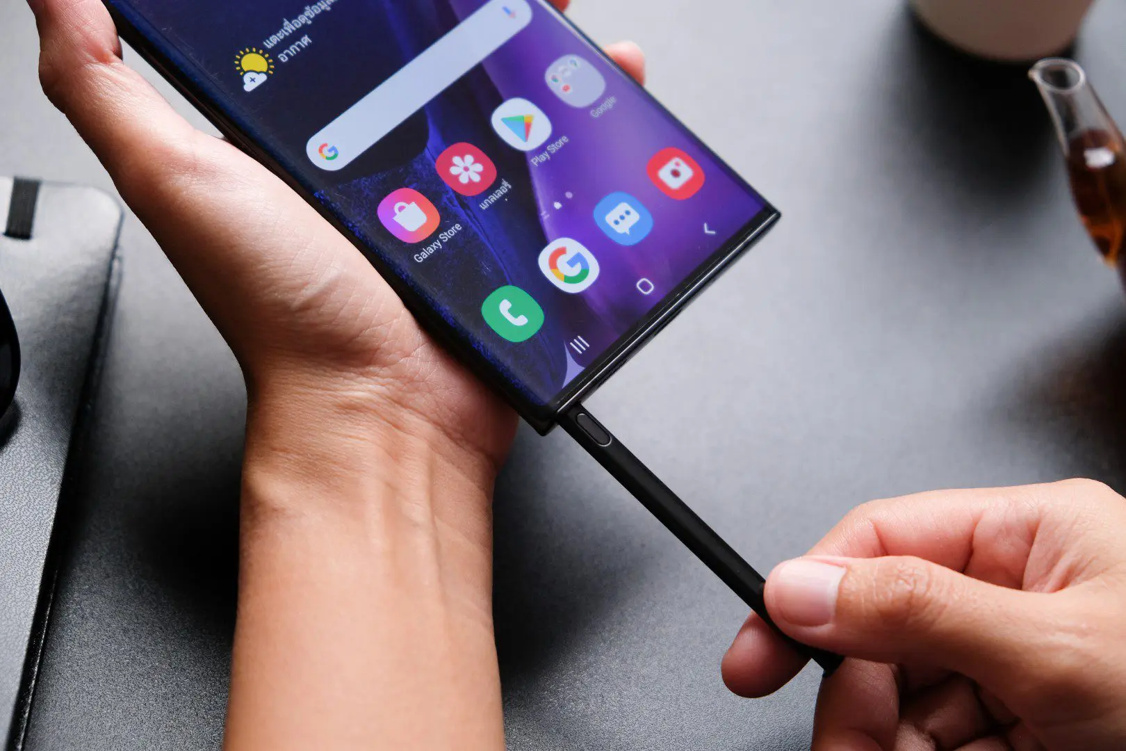 Samsung confirms new Galaxy S flagship with Note features and a February launch