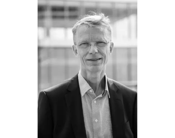 On the road, we blindly trust Waze, but at work we stick to a road map