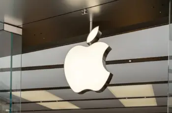 Apple appeals EU decision to open information to developers