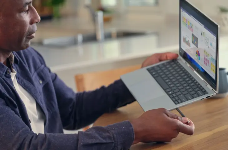 New HP EliteBook 8 Series Emphasizes Self-Repair