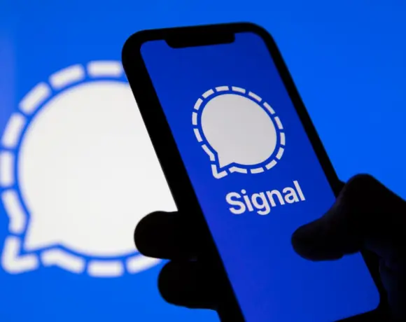 Oxford,,Uk,-,February,2020:,Signal,Private,Secure,Messing,Service