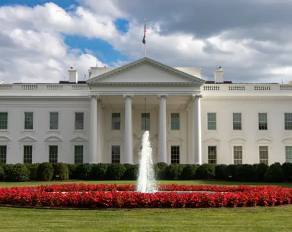 US Calls European Fines for Apple and Meta ‘Economic Extortion’