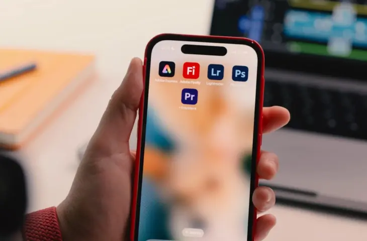 Adobe Premiere Gets a Mobile App for iOS and Android