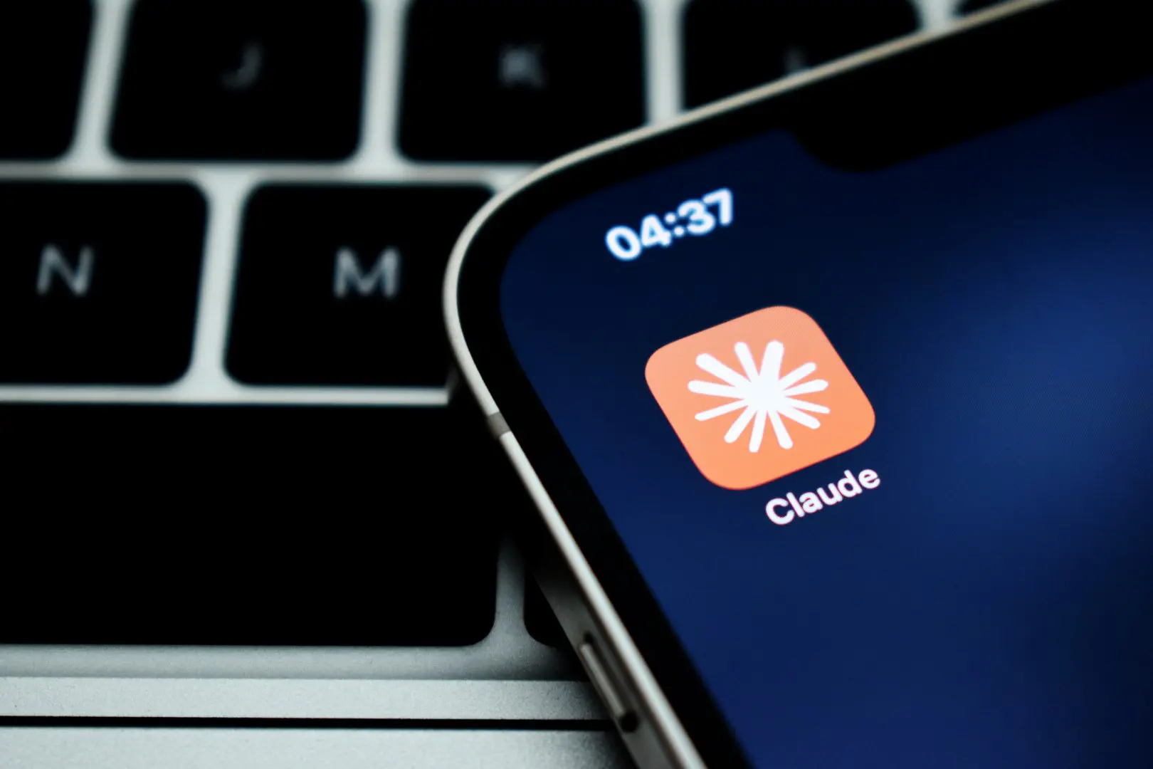 Architecture flaw allows Claud malware to be installed via extension without human intervention