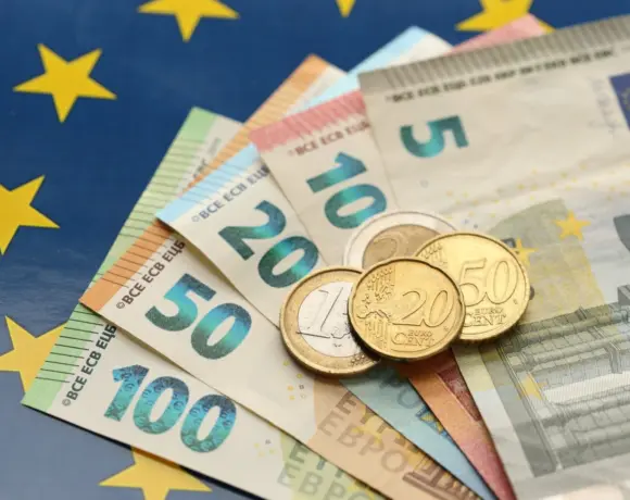 ECB Aims for Digital Euro Pilot in 2027: Issuance in 2029?