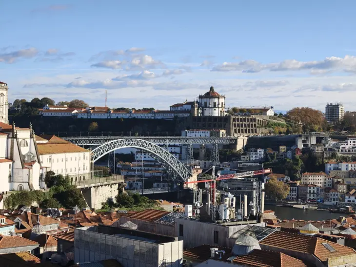 Oppo-Find-X9-Pro-Porto-brug-Zoom-3X Oppo-Find-X9-Pro-Porto-brug-Zoom-3X