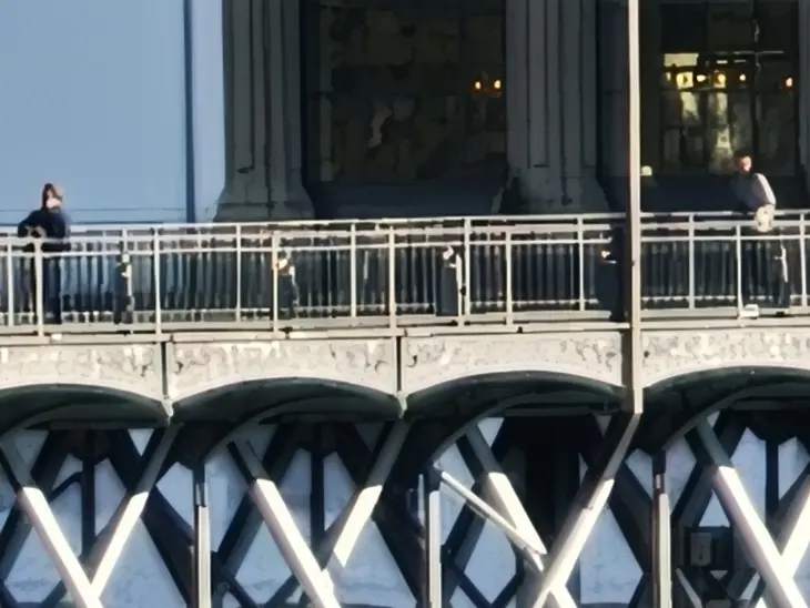 Oppo-Find-X9-Pro-Porto-brug-Zoom-Max. Oppo-Find-X9-Pro-Porto-brug-Zoom-Max.