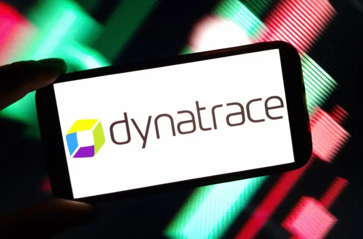 Dynatrace Intelligence identifies and resolves IT problems