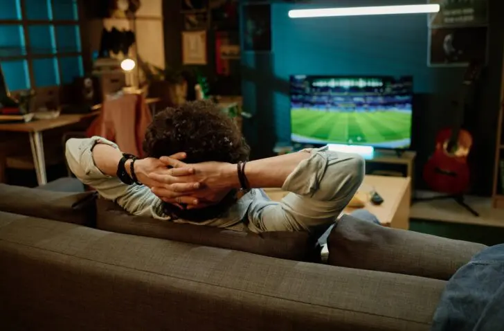AI on the couch during football: why MSPs are leaving customers no choice