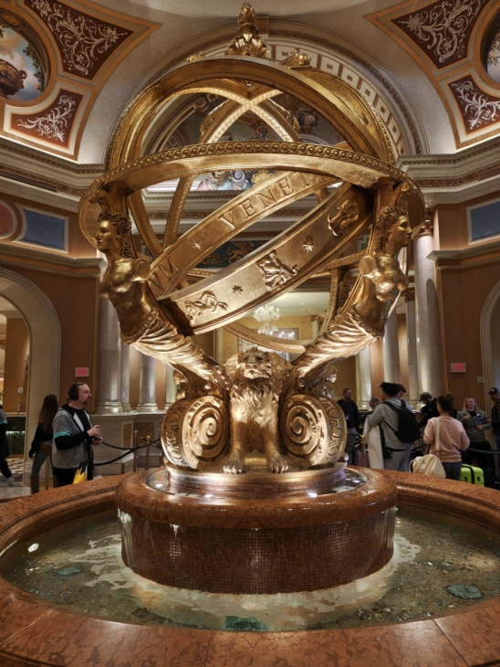 motorola-edge-70-binnen